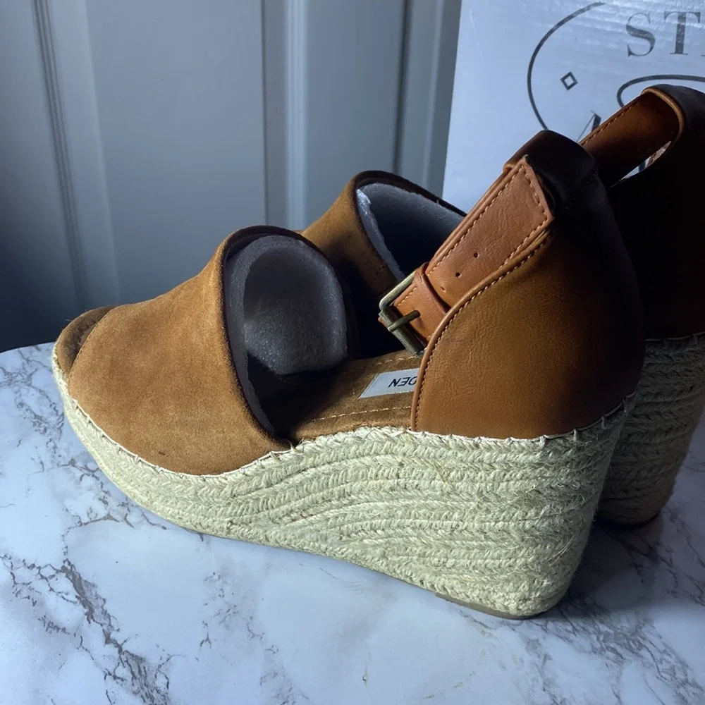 Steve Madden Jaylen Sandals Cognac Suede Shoes Size  10 Espadrilles with Box